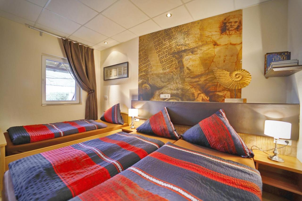 Land-Hotel Zum Schwan, Garni Weilerswist-Metternich, 3 E-Ladestationen, Naehe Phantasialand, Palmenparadies Euskirchen 외부 사진